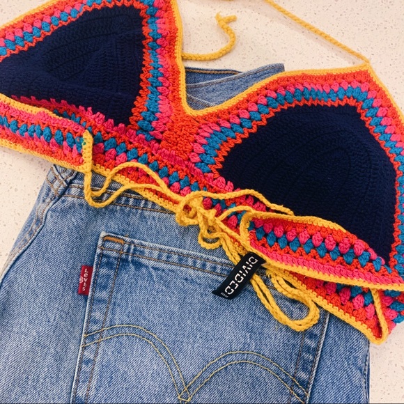 Multi-colour /Crotchet Halter Crop Top / Size M/L - Picture 4 of 4